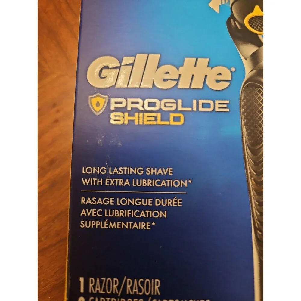 Gillette ProGlide Shield Men 5-Blade Razor (1 Handle & 2 Cartridges)